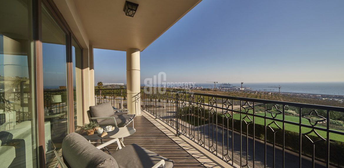 Luxury Sea View Villas for sale with wonderful Marina in Istanbul Beylikduzu