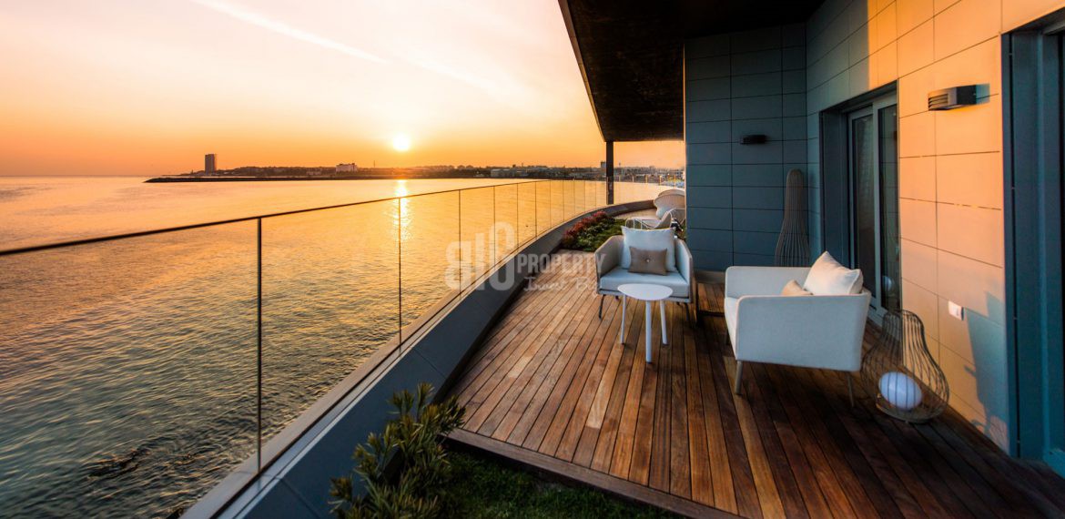 Luxury apartments for sale with wonderful sea view in Istanbul atakoy