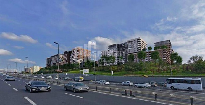 Big apartments for sale at city center with amazing green area in Istanbul Topkapi