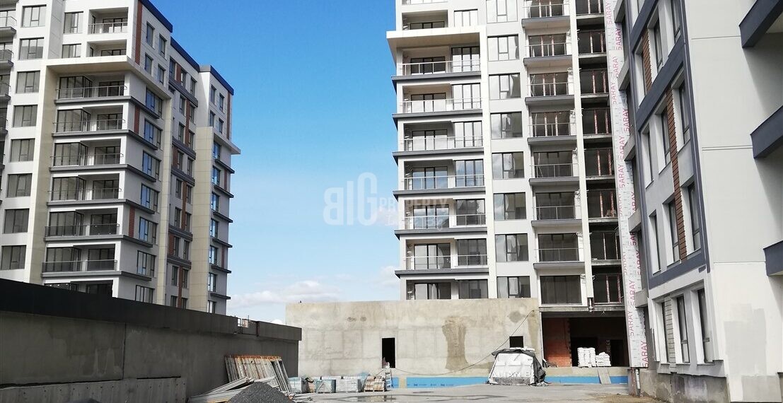 Buying home in turkey Günesli Bahce Connected metro in front of shops center for sale in Bahcelievler Istanbul