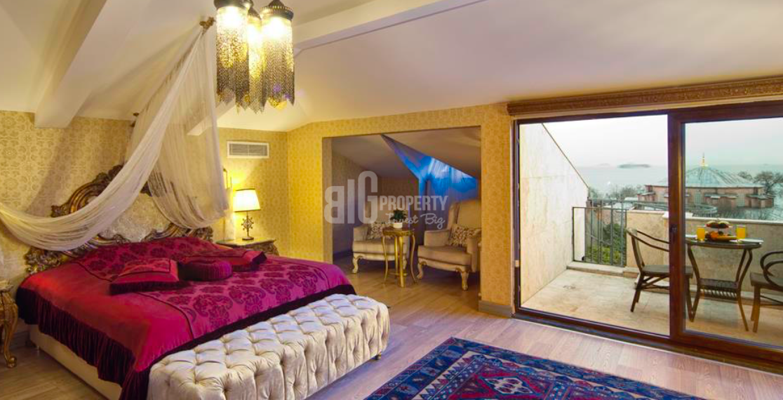 Historical boutique hotel in the old city of Istanbul Sultanahmet for sale