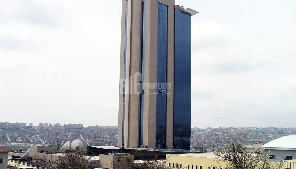 Commercial prestige plaza in front of highway for sale in bagcilar istanbul